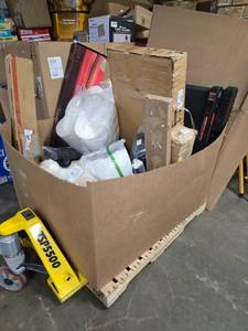 lot 2982 image: MISCELLANEOUS Pallet Lot