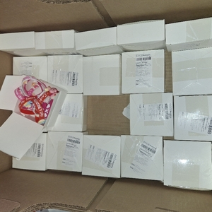 lot 30020 image: 23 boxes Morcheiong Valentine Rubber Wristband Silicone Bracelet Accessories for Kids Adults Events Team Party Decorations Gift Favor Supply