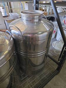 lot 15628 image: 100L Sansone Stainless Steel Fusti Tank