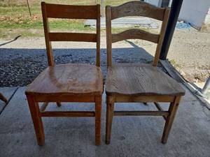 lot 20582 image: Wooden Ladder Back Farmhouse Chairs - Set of 2