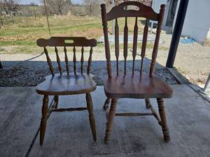 lot 20584 image: Wooden Colonial Style Dining Chairs - Set of 2