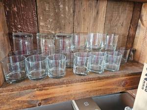 lot 20591 image: Clear Glass Tumbler - Set of 20