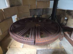 lot 15691 image: Industrial Cast Iron Burner with Control Valves