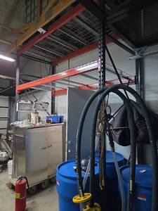 lot 25009 image: Industrial Pallet Rack Storage System