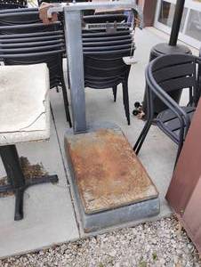 lot 18489 image: Heavy Duty Scale