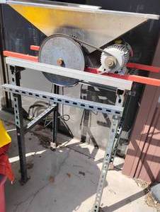 lot 18580 image: Italian Apple Grinder and Grape Crusher