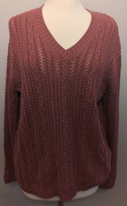 lot 2352 image: Ralph Lauren Cable Knit V-Neck Sweater - XL