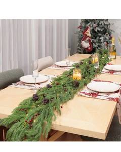 lot 6694 image: 2 Pcs 6 Feet Christmas Garland