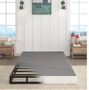lot 6620 image: King size metal box spring 80 x 76