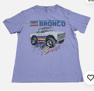 lot 8025 image: Ford Bronco Sunset T-Shirt Womens Medium