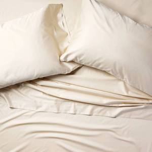lot 3008 image: $120 King 600 Thread Count Sateen Sheet Set Natural - Casaluna