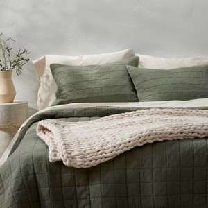 $140 Casaluna 50x70in 12lb Solid Knit Weighted Blanket Natural
