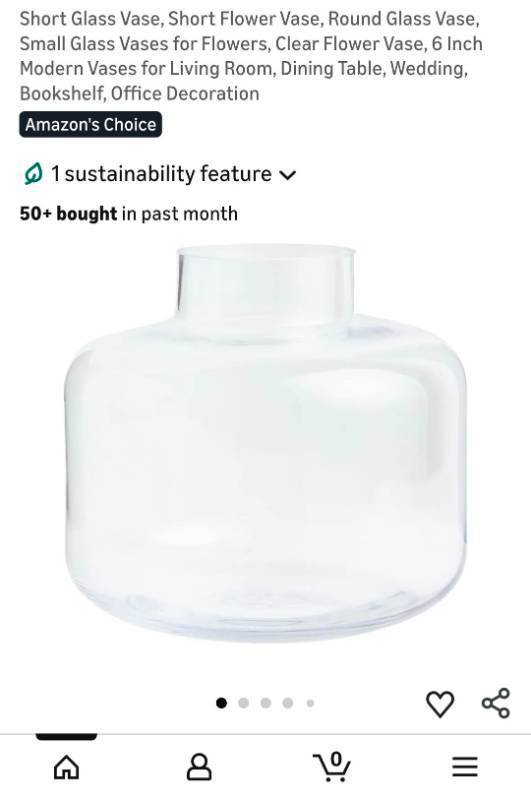 lot 50297 image: Modern Clear Glass Cylindrical Vase - Retail $15