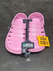 lot 22856 image: new size 8 Rugged Shark lake shoes