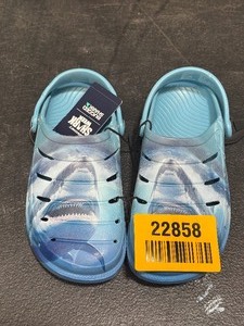 lot 22858 image: new size 2 Rugged Shark lake shoes
