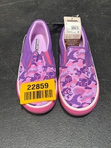 lot 22859 image: New size 4 minecraft vans
