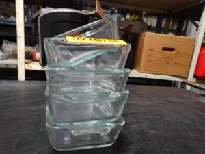 lot 22799 image: loaf pan size backing dishes