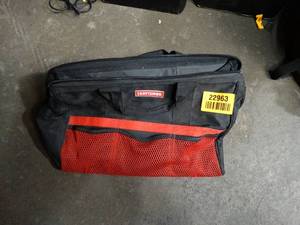 lot 22963 image: Nice Craftsman Carrying Tool Bag.