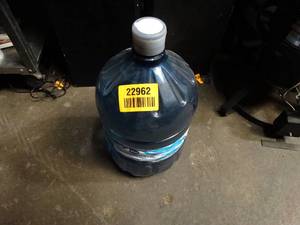 lot 22962 image: New Purified Drinking Water - 4 Gallon.
