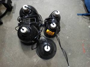 lot 22958 image: Lot of 3 Reptile Heating Lamps.