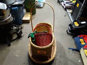 lot 22942 image: Lot of 3 Misc Baskets.
