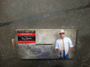 lot 22927 image: NEW - Limited Edition Garth Brooks Music