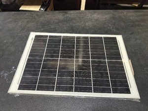 lot 22912 image: solar panel