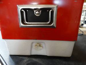 lot 22982 image: Vintage Red Coleman Cooler