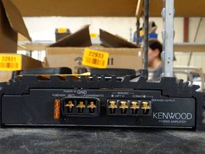 lot 22991 image: Kenwood stereoBridgeable Amp. 600w KAC-729s