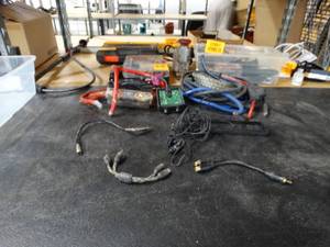 lot 22998 image: Lot Of Misc Sub Wires & Cords.
