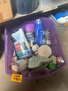 lot 23088 image: Lot of Misc Home Chemicals.