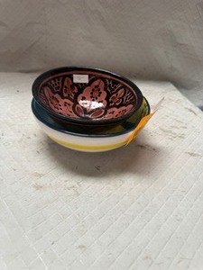 lot 23054 image: 2 Vintage Bowls