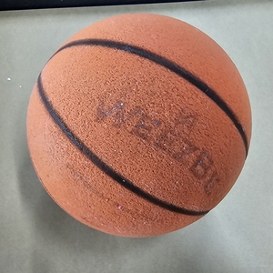 lot 2312 image: Weezbe Salient Basketball 7