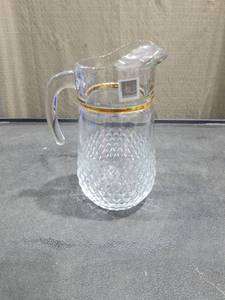 lot 4573 image: Circleware Diamond Cut Glass Pitcher with Gold Rim