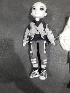 lot 4604 image: Bratzillaz Fashion Doll Collection