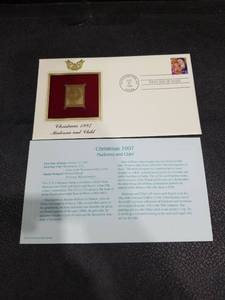 lot 4614 image: 1997 Madonna and Child Gold Foil Christmas Stamp First Day Cover