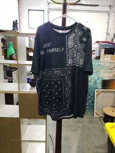 lot 4640 image: Just Be Yourself Bandana Print Shirt Size 2XL