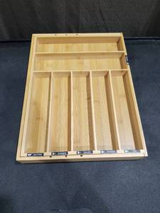 lot 4680 image: Bamboo Flatware Drawer Organizer