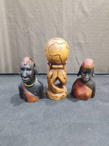 lot 4714 image: African Wood Carved Figurine Collection