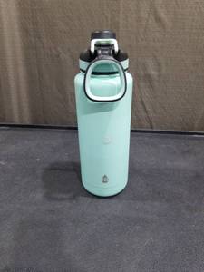 lot 4742 image: TAL Stainless Steel Ranger Water Bottle 40 fl oz  Mint