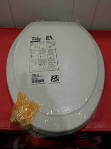 lot 3030 image: Kohler Rutledge Q3 Advantage Elongated Toilet Seat - White
