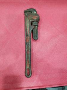 lot 3033 image: Heavy Duty Steel Pipe Wrench