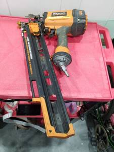 lot 3035 image: Ridgid R350RHE Full Strike Round Head Framing Nailer