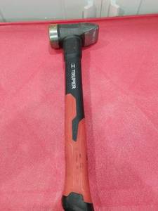 lot 3041 image: Truper Professional Hammer