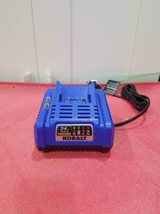 lot 3124 image: Kobalt 24V MAX Lithium-Ion Battery Charger