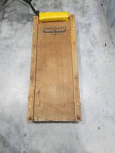 lot 3130 image: Western Auto Wood Mechanics Creeper