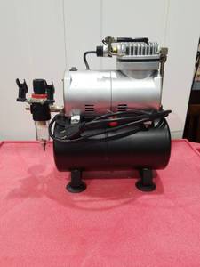 AS186 Airbrush Compressor with Tank