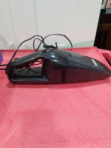 lot 3134 image: Simoniz 12V Car Vacuum Cleaner