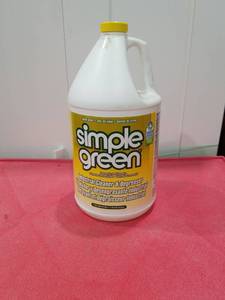 lot 3175 image: Simple Green Industrial Cleaner & Degreaser - Lemon Scent 34 Full
