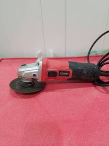 lot 3198 image: Tool Shop 4-12 Angle Grinder Model 241-9966